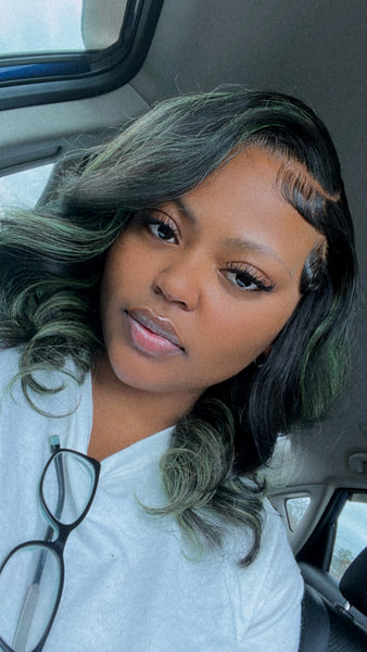 Black Loose Body Green Highlight Wig